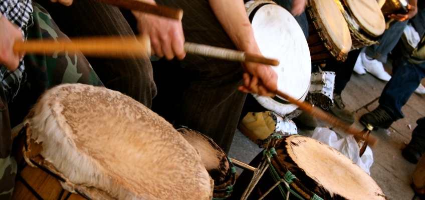 Organiser un team building zumba, percussions, musique Amérique du Sud