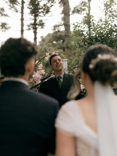 Officiant cérémonie laïque