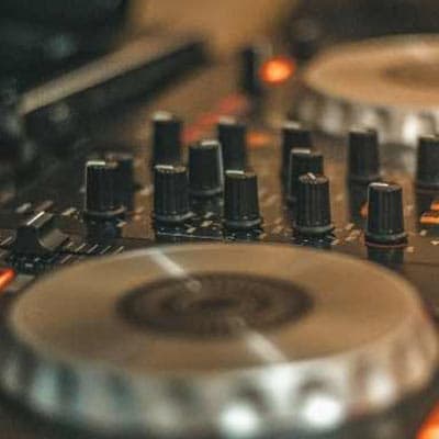 DJ animateur