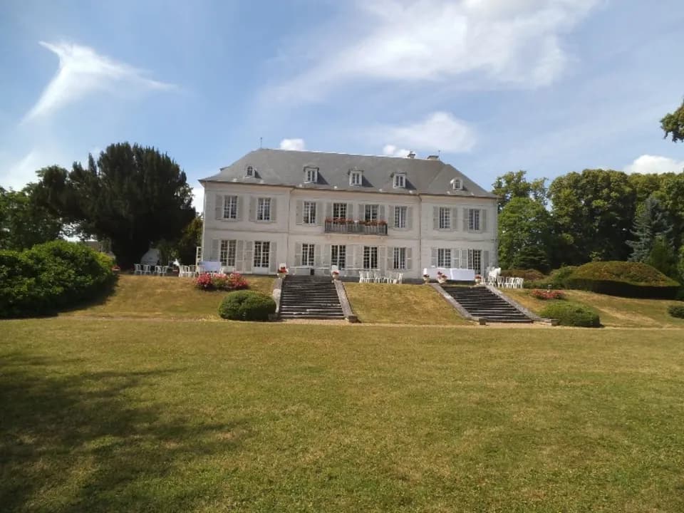 Photo 0