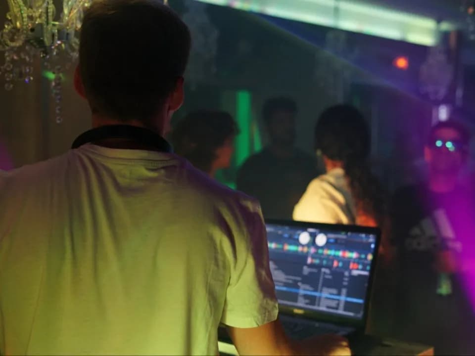 Photo 4