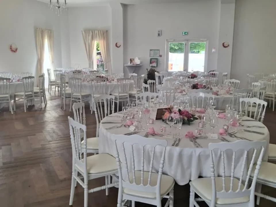 Photo 0