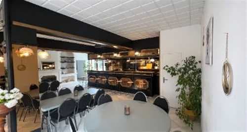 Photo 0