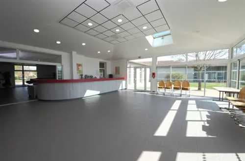 Photo 0