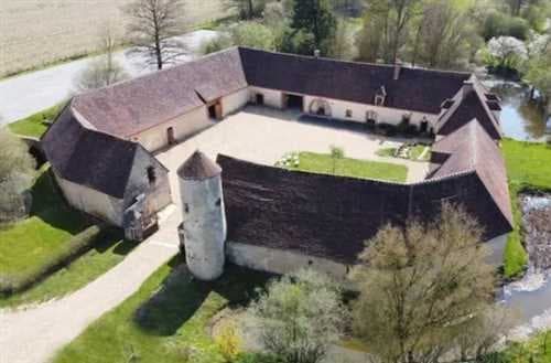 Photo 0