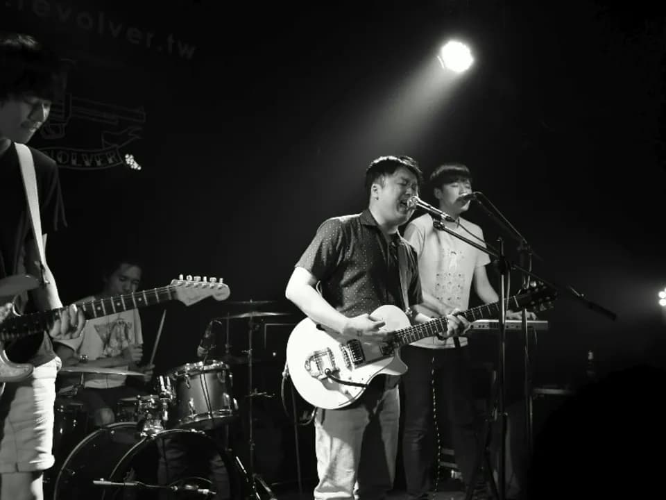 Photo 3
