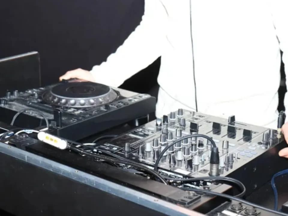Photo 3