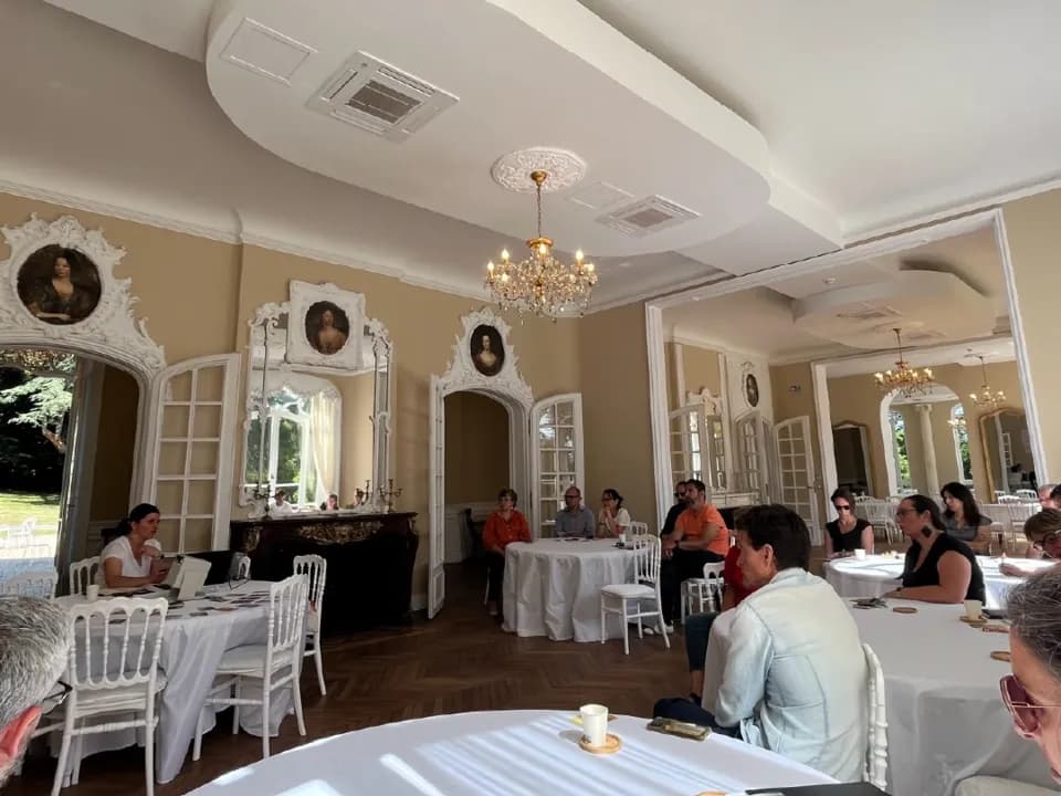 Photo 0