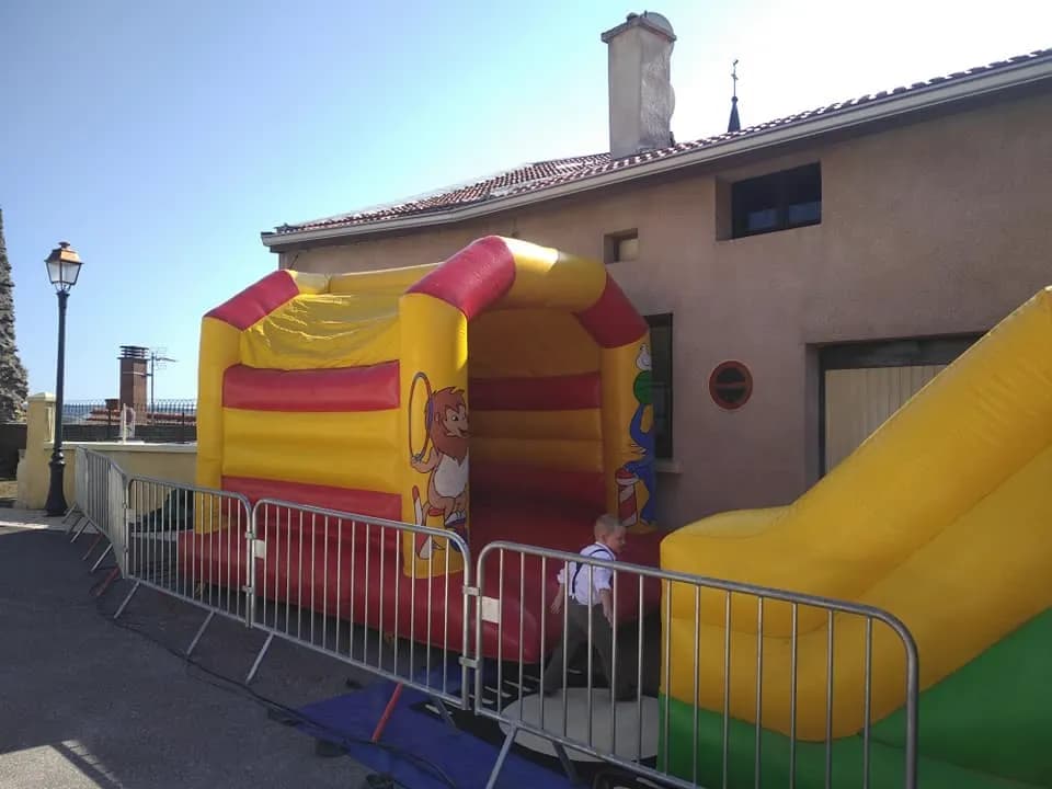 Photo 1