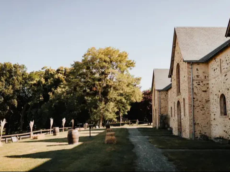 Photo 0