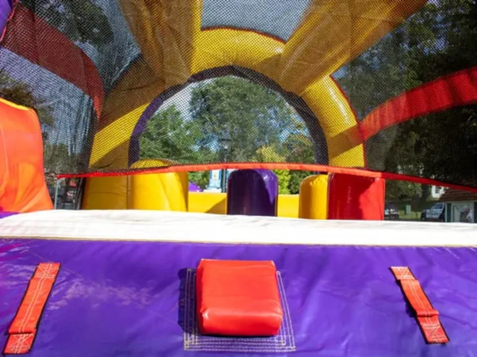 Photo 0