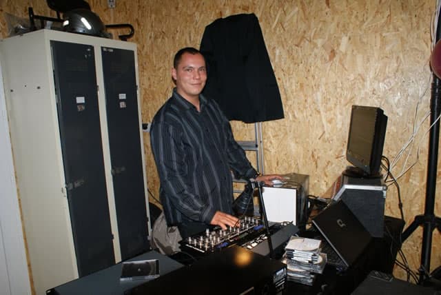 Photo 0