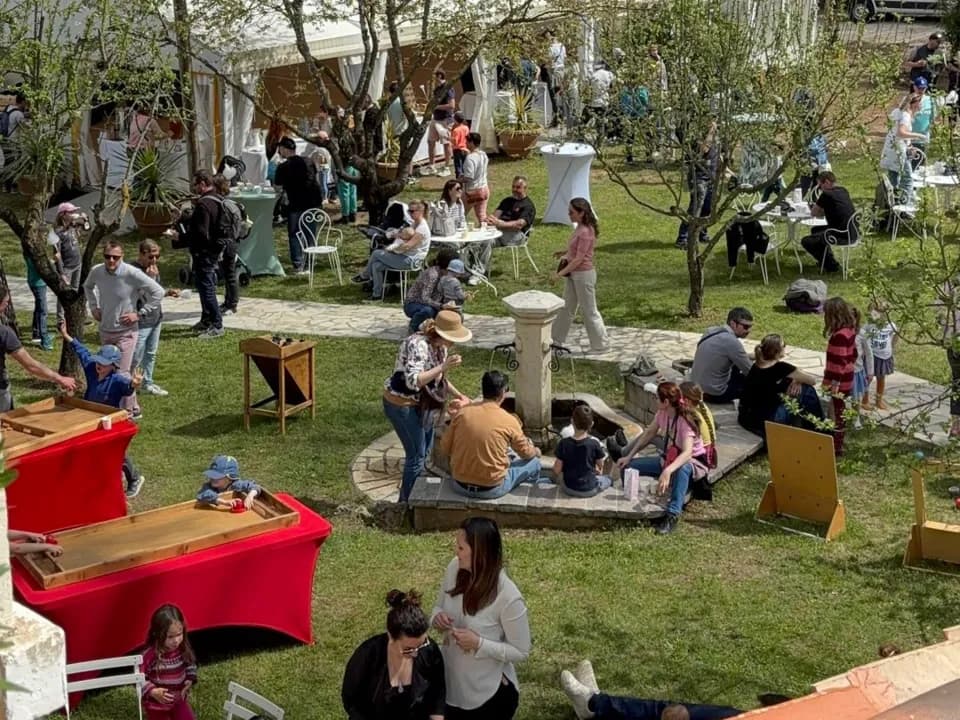 Photo 1
