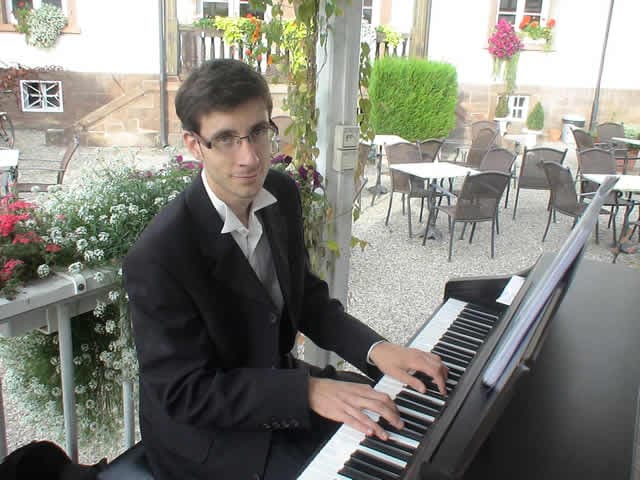 Photo 0