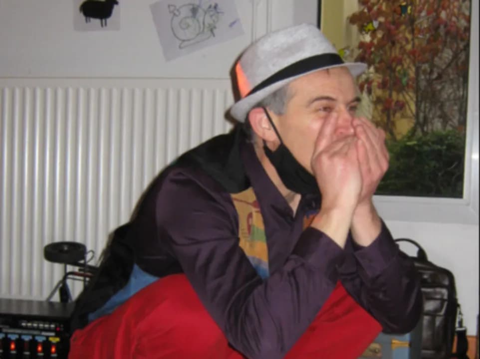 Photo 1