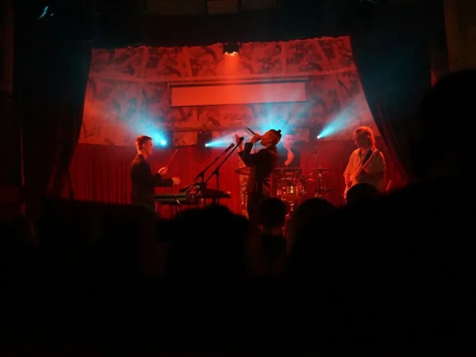 Photo 4