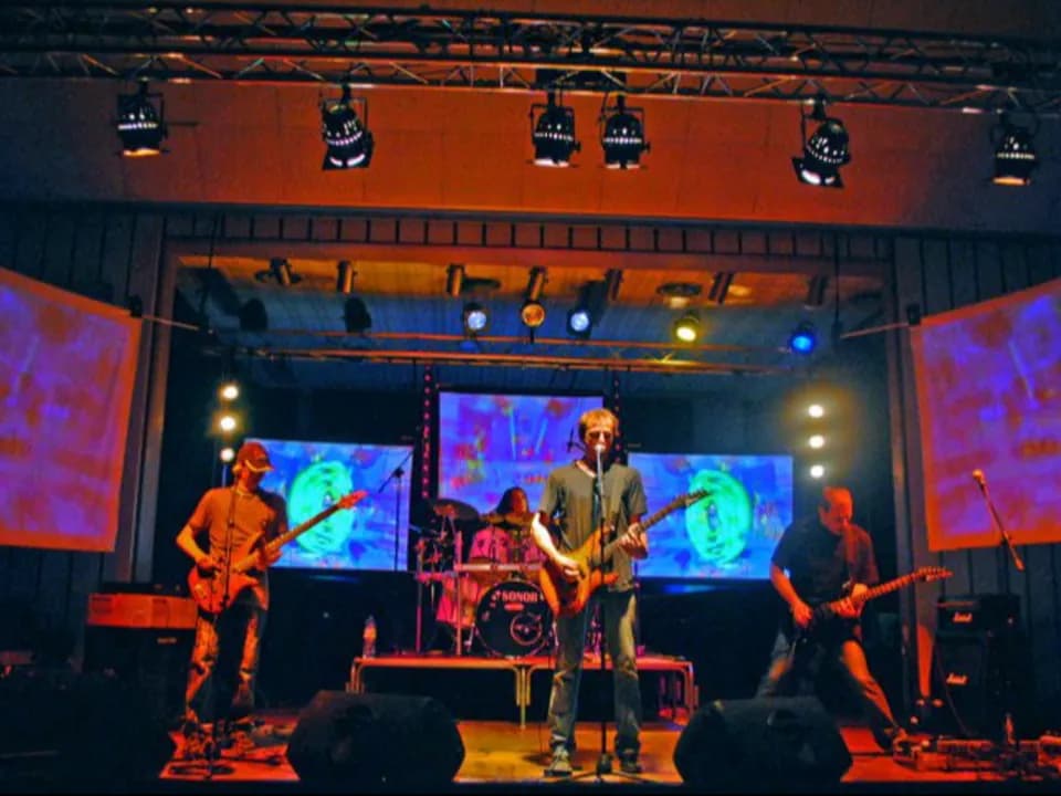 Photo 0
