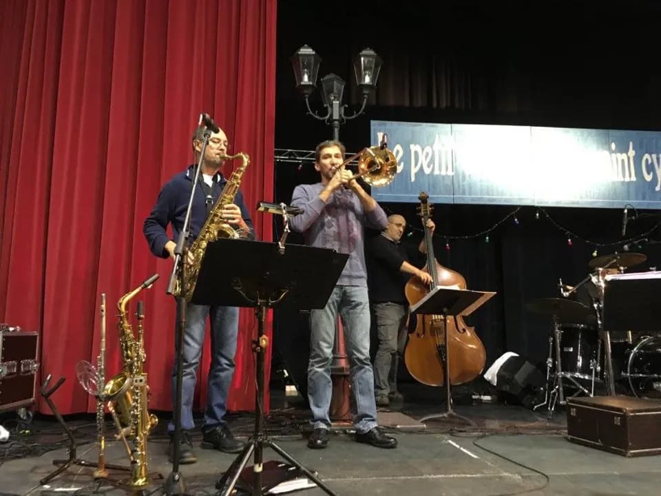 Photo 5