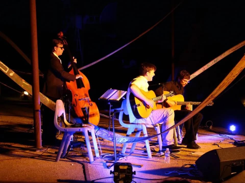Photo 4