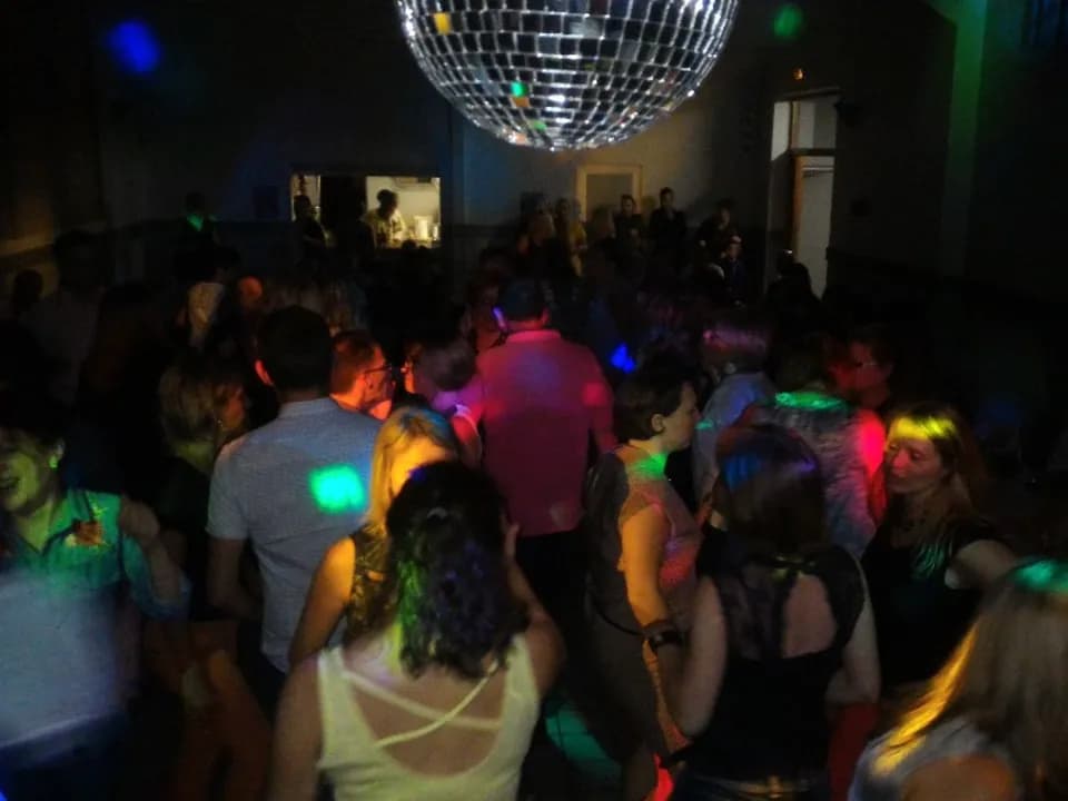 Photo 4