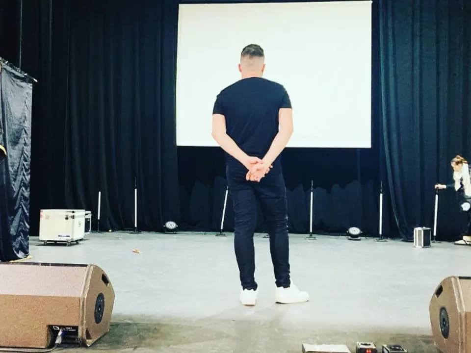Photo 0