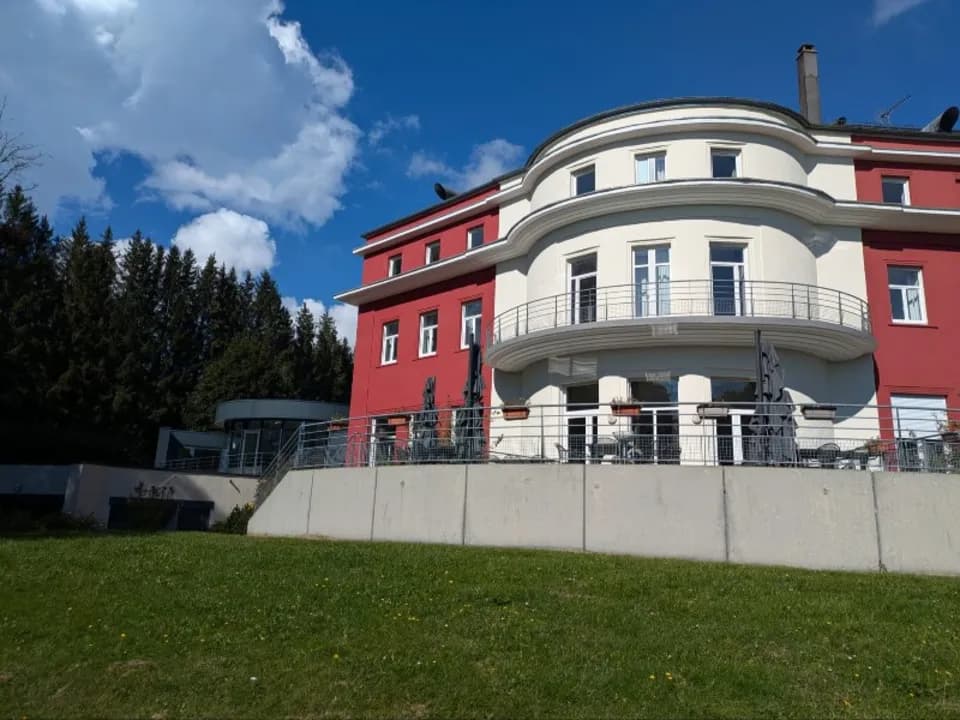 Photo 0