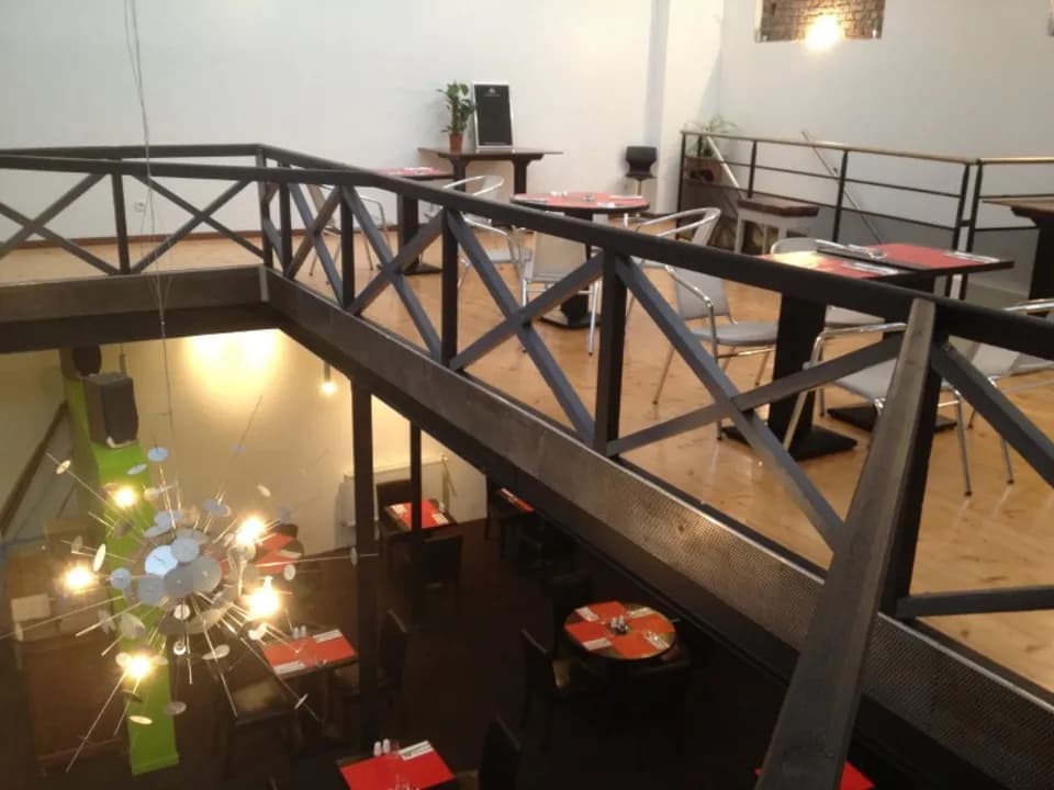 Photo 5