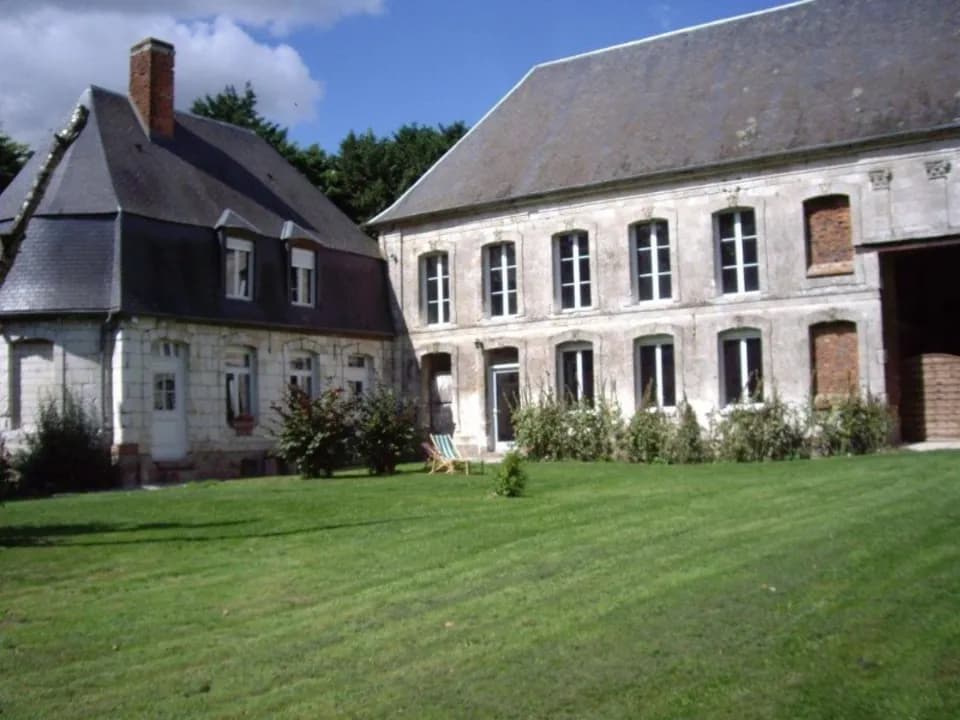 Photo 0