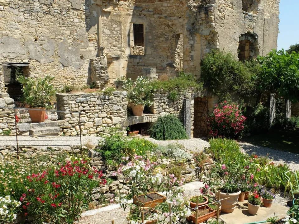 Photo 2