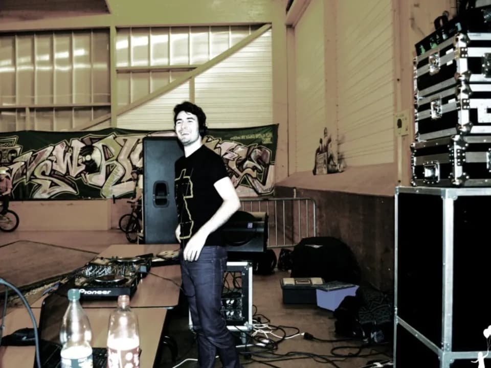 Photo 0