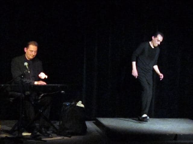 Photo 1