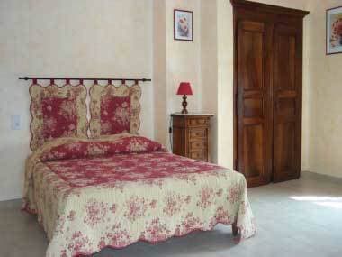 Photo 0