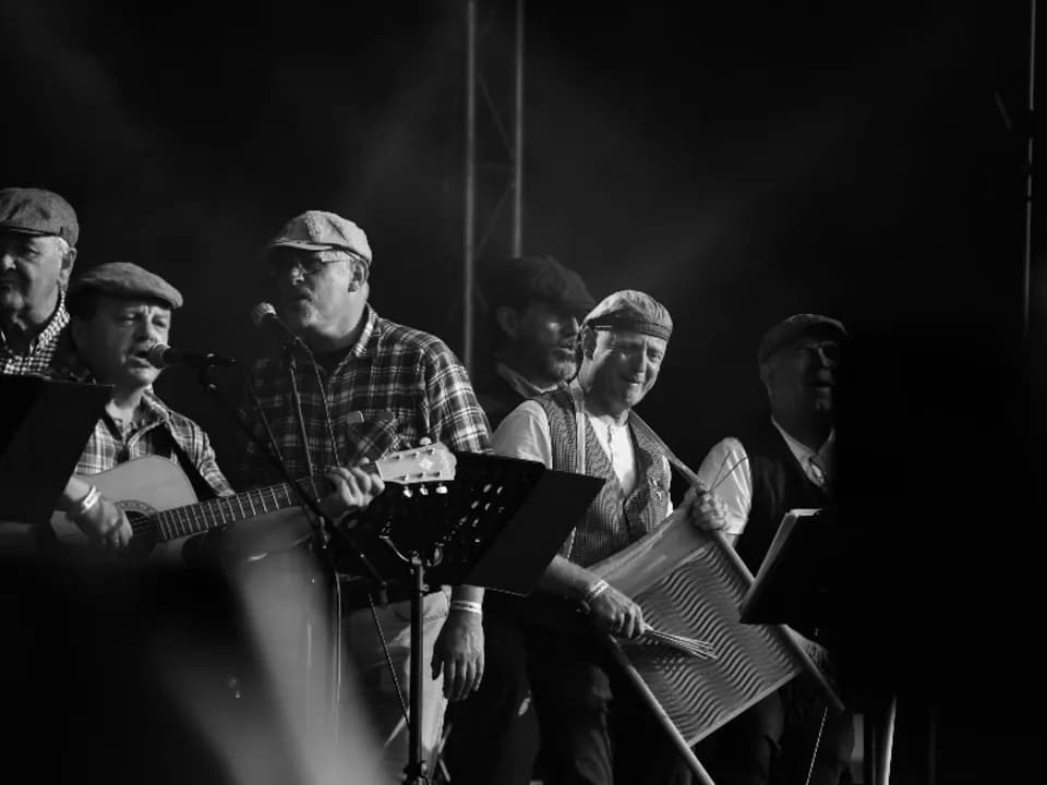 Photo 0