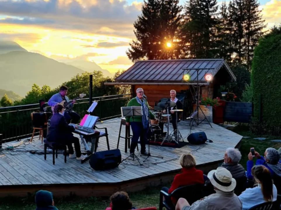 image-0