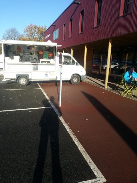 Photo 0