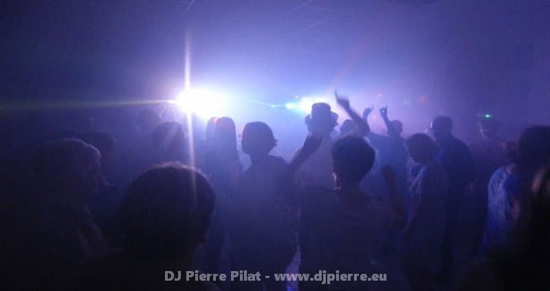 Photo 0