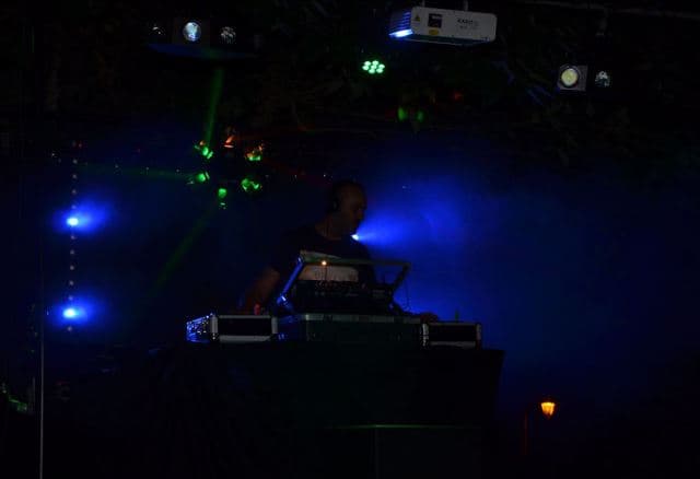 Photo 0