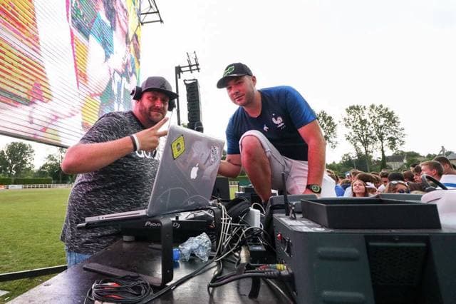 Photo 1