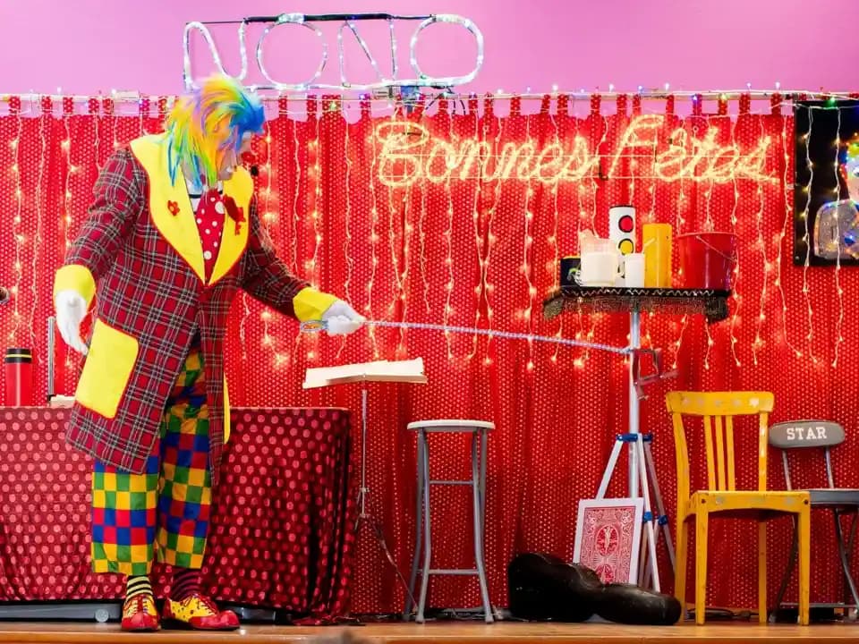 nono le clown magicien