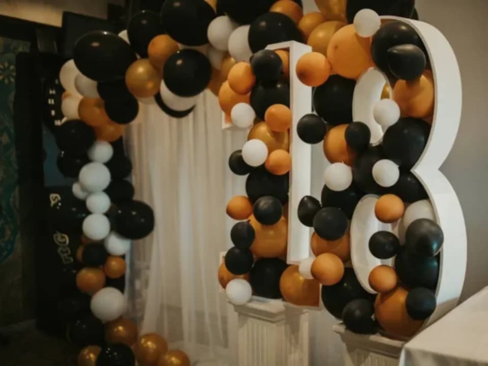 Photo 0