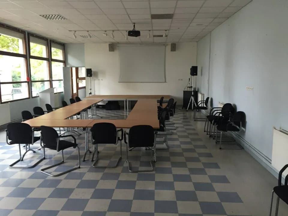 Photo 0