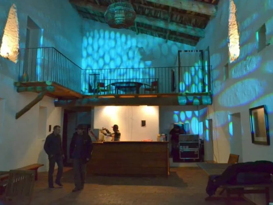 Photo 4