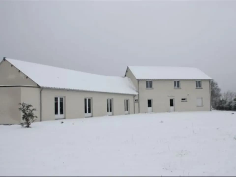 Photo 0