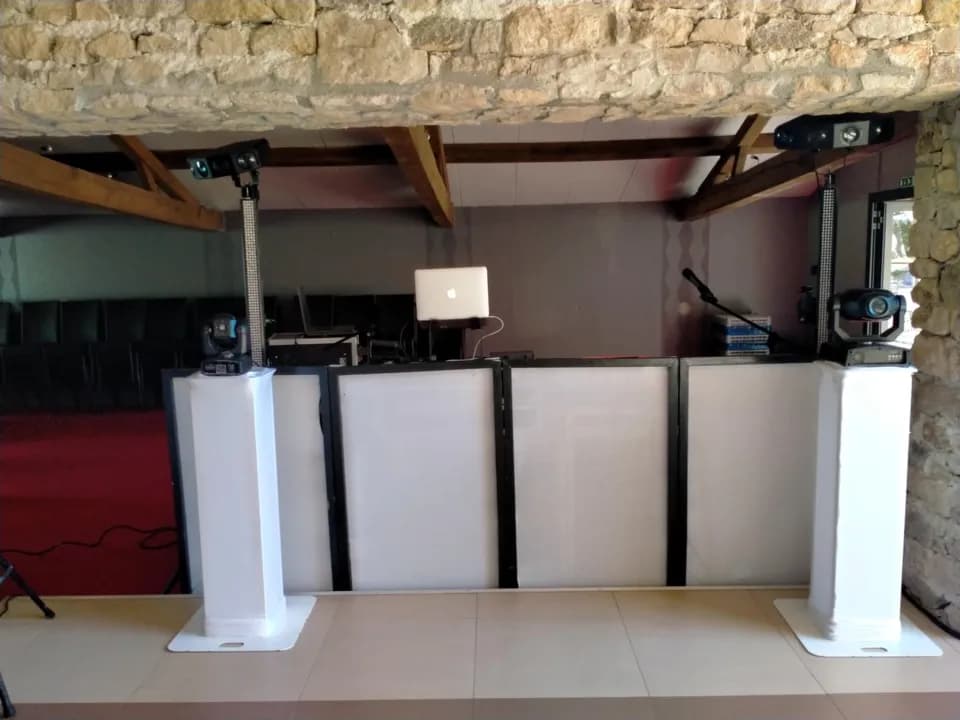 Photo 2