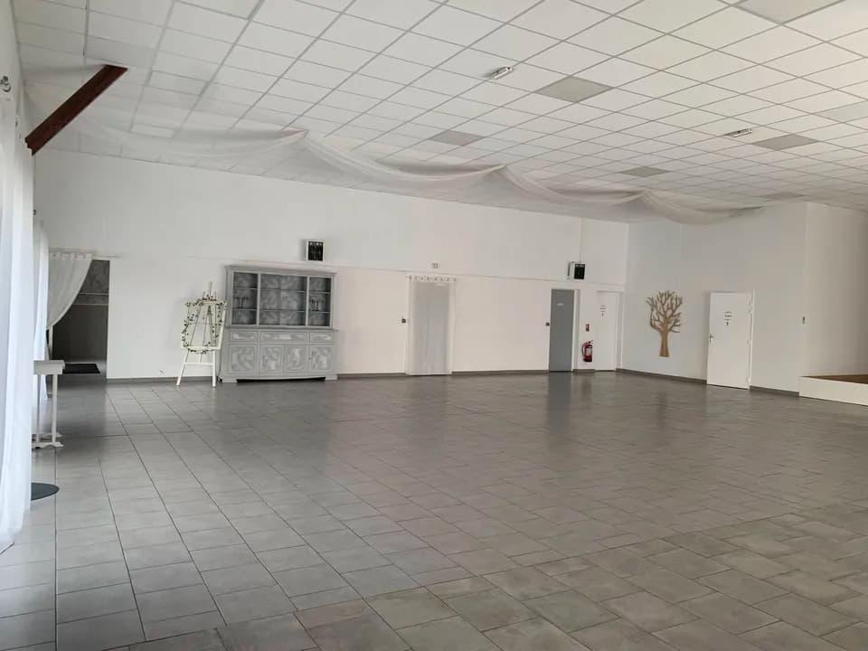 Photo 0