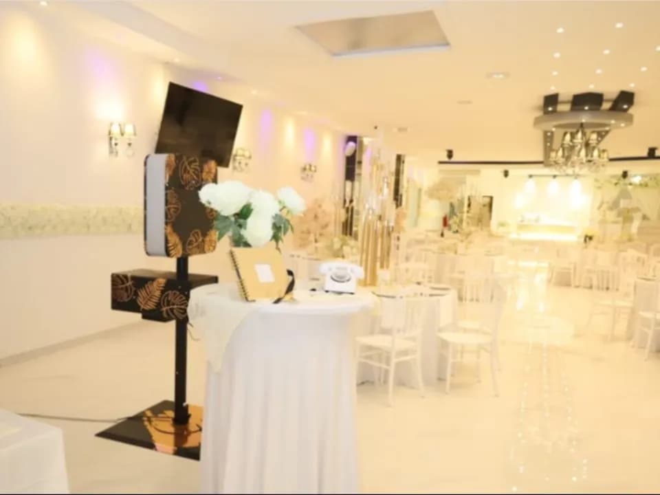 Photo 0