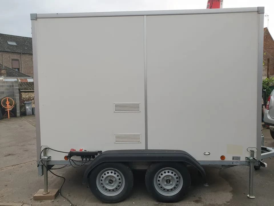 Photo 0