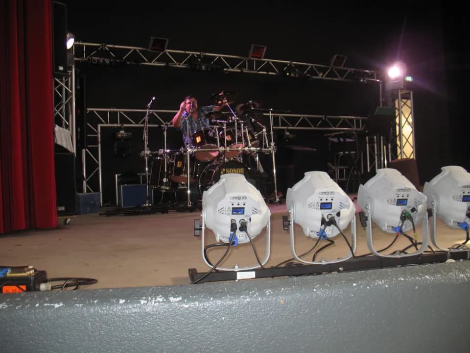 Photo 1