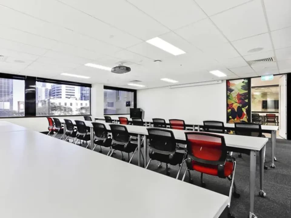 Photo 0