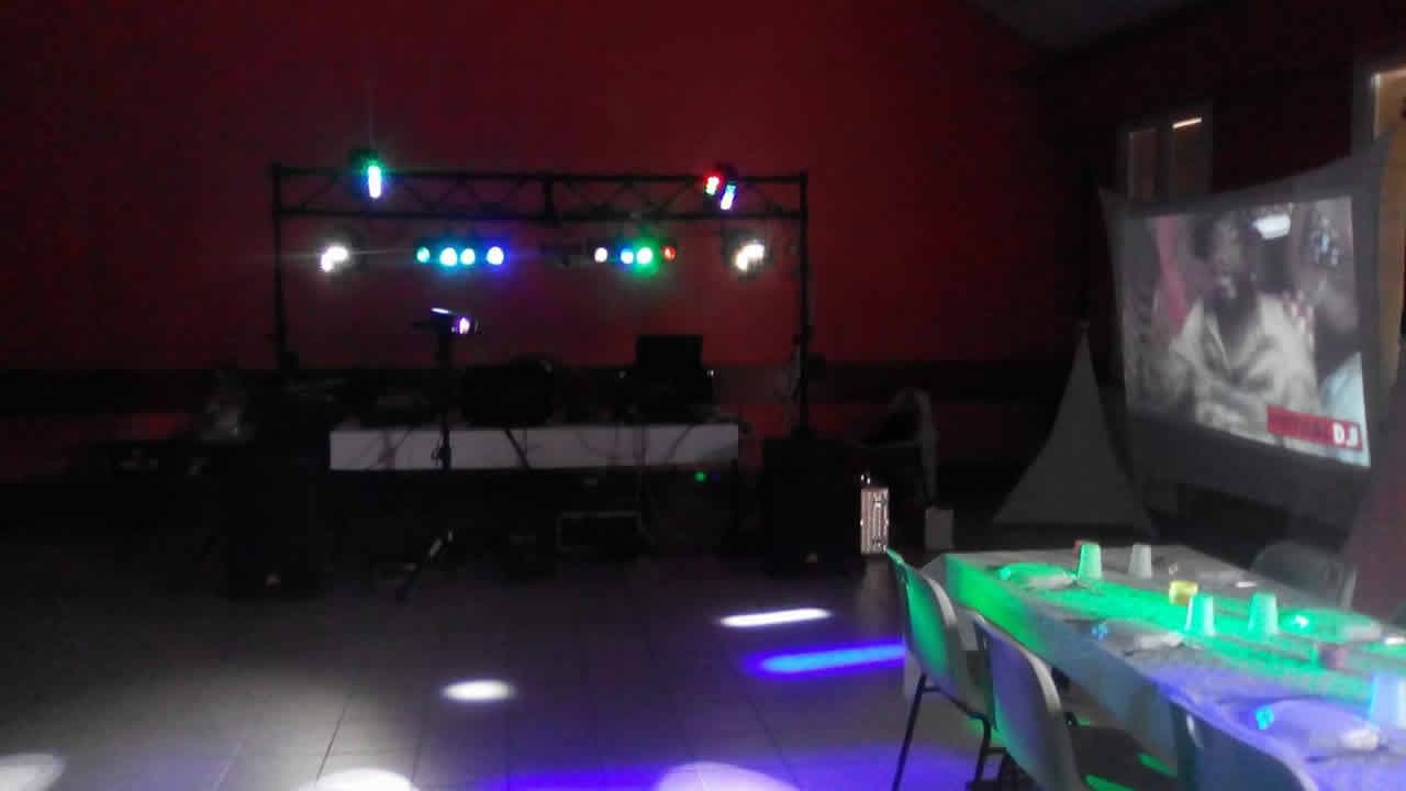 Photo 0